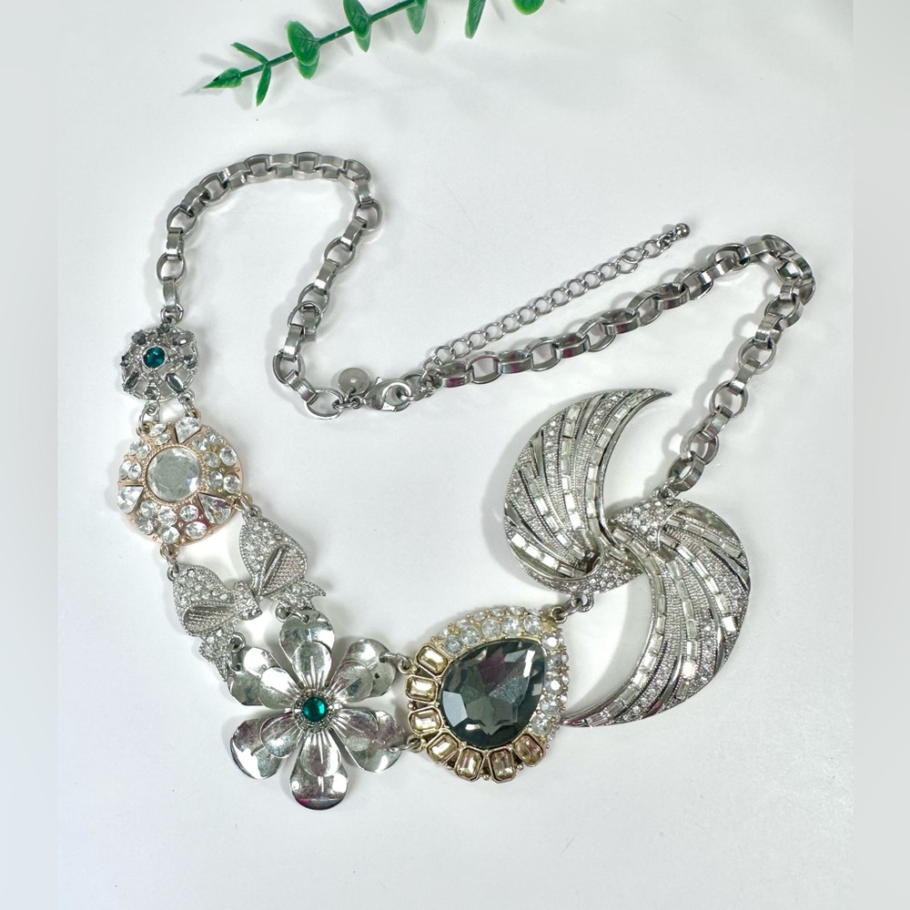 🤍Silver and Gold Tone Statement Necklace